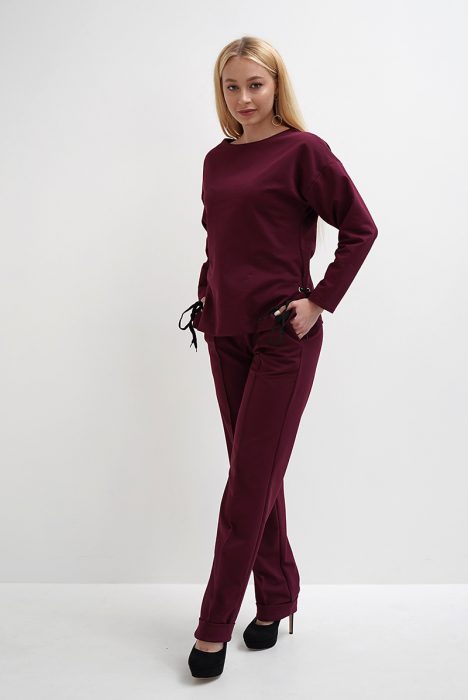 Костюм с люверсами в стиле oversize КС-053ФР/БОР (Бордо). Артикул: КС-053ФР/БОР